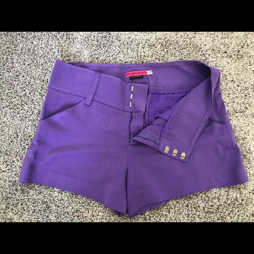 Alice + Olivia shorts. Never worn.